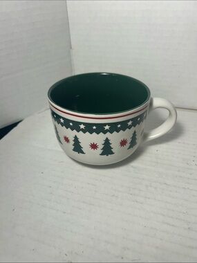 Holiday Evergreen Ceramic Mug with Green Interior